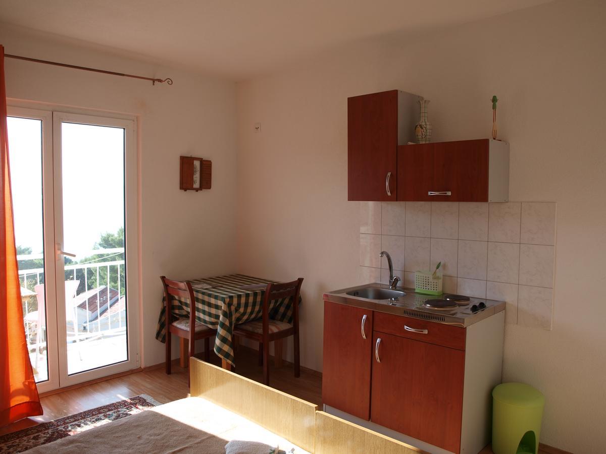 Apartments Nadia Igrane Exterior photo